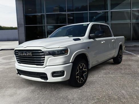 New 2026 RAM 1500 Laramie AWD/4WD image 3