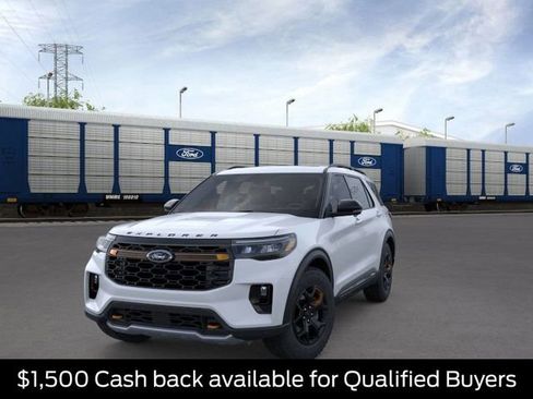 New 2026 Ford Explorer Tremor image 2