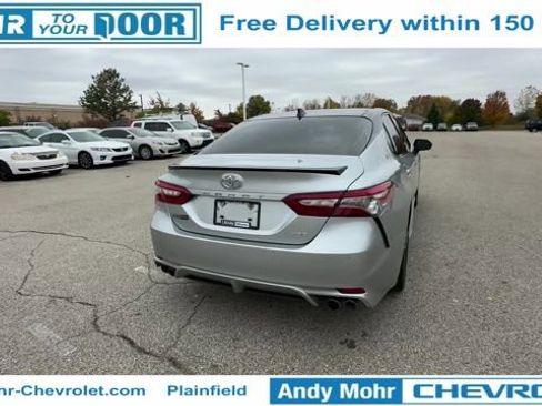 Used 2018 Toyota Camry XSE image 37