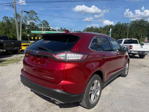Used 2017 Ford Edge Titanium FWD image 5