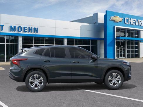 New 2026 Chevrolet Trax LS image 5