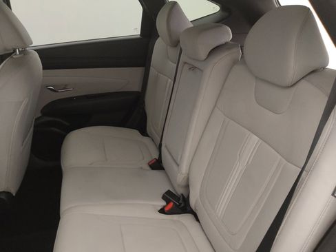 Used 2025 Hyundai Tucson SEL FWD image 18