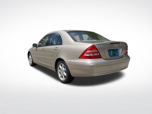 Used 2004 Mercedes-Benz C 240 Sedan image 6
