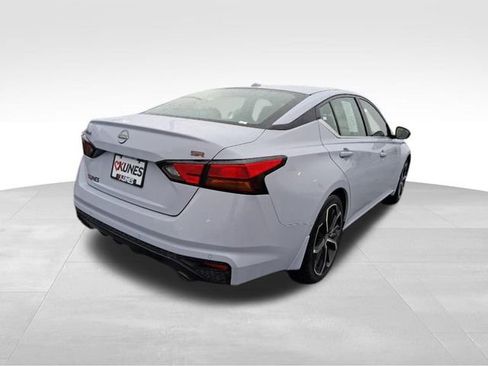 Used 2025 Nissan Altima 2.5 SR image 7