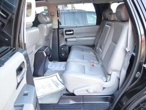 Used 2010 Toyota Sequoia Limited image 50