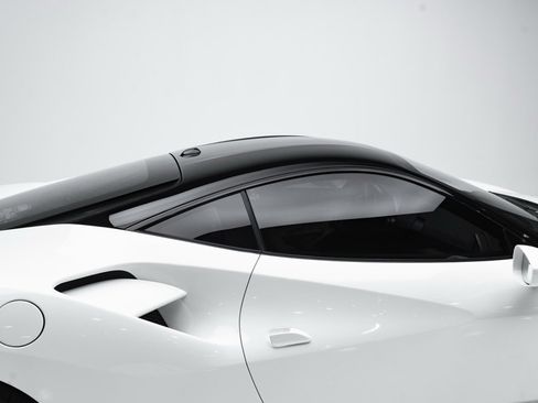 Used 2016 Ferrari 488 GTB Base image 61