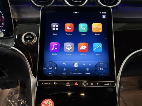 Certified 2025 Mercedes-Benz GLC 300 4MATIC image 32