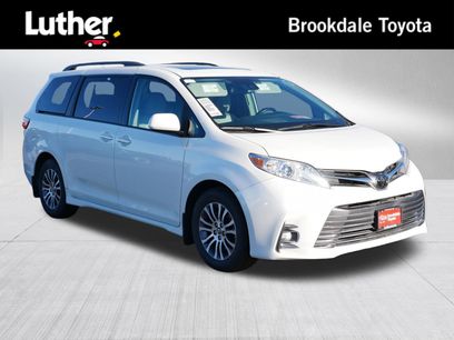 Used 2019 Toyota Sienna XLE