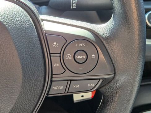 Used 2024 Toyota Corolla LE FWD image 30
