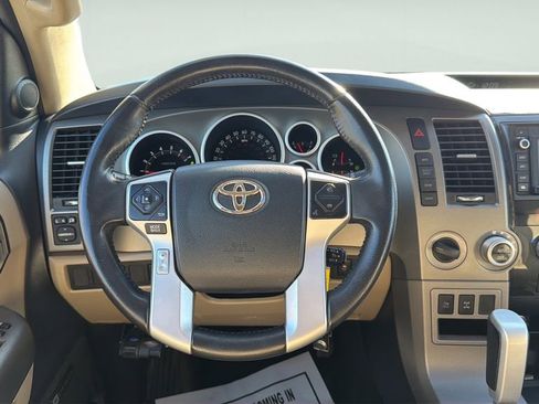 Used 2014 Toyota Sequoia Limited image 17