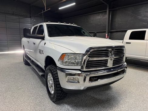 Used 2017 RAM 2500 Big Horn AWD/4WD image 3