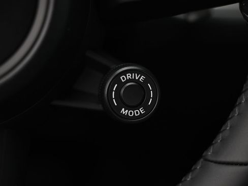 New 2026 Porsche Cayenne Coupe AWD/4WD image 38