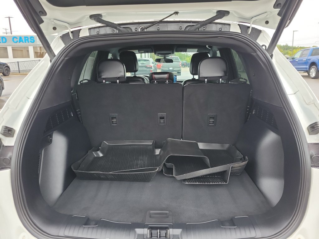 Used 2024 Ford Escape ST-Line w/ Tech Pack #1 AWD/4WD image 8