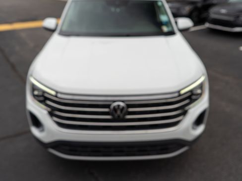 Used 2024 Volkswagen Atlas SE image 14