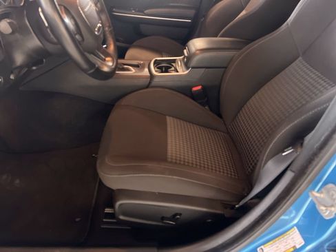 Used 2023 Dodge Charger Scat Pack w/ Technology Group RWD image 13