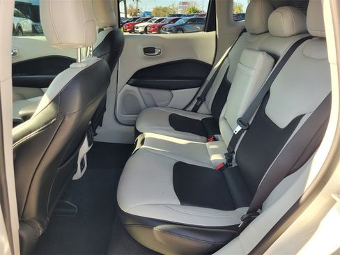 Used 2018 Jeep Compass Limited w/ Navigation Group image 6