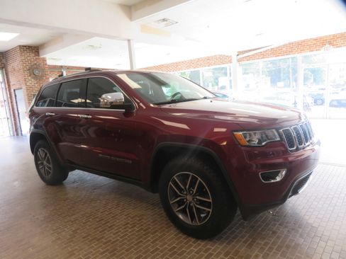 Used 2017 Jeep Grand Cherokee Limited AWD/4WD image 63