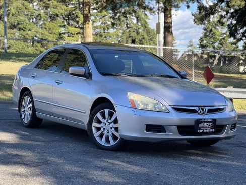 Used 2006 Honda Accord EX image 2