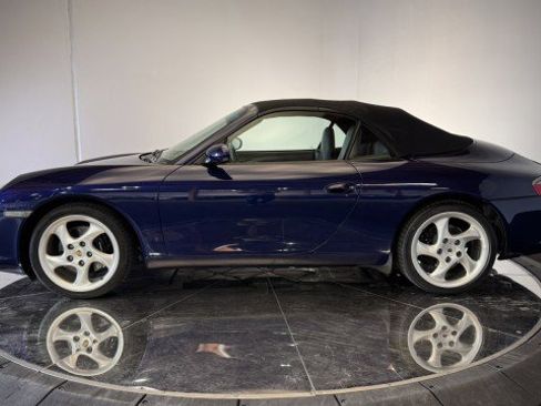Used 2002 Porsche 911 Cabriolet image 30