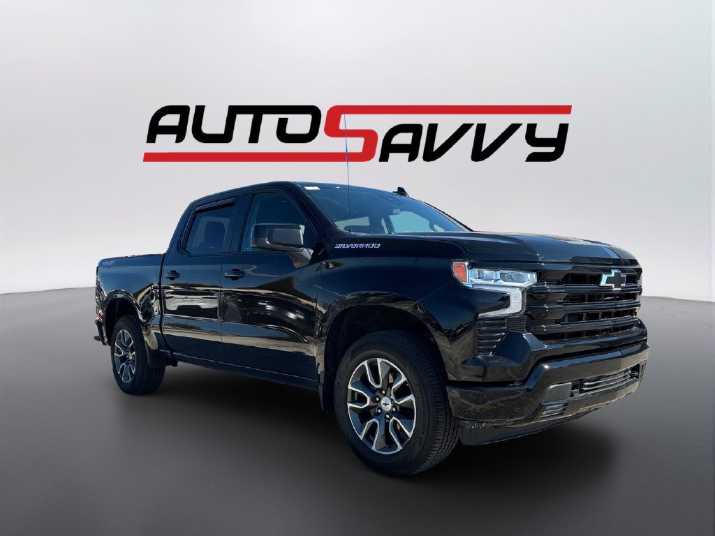 Used 2024 Chevrolet Silverado 1500 RST AWD/4WD image 3