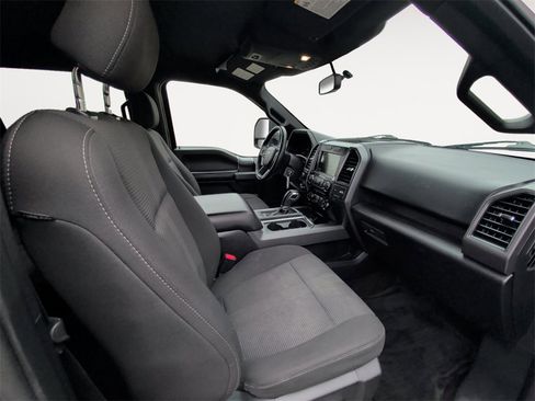 Used 2017 Ford F150 XLT w/ Equipment Group 302A Luxury image 15