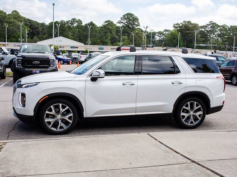 Used 2021 Hyundai Palisade SEL w/ Convenience Package AWD/4WD image 3