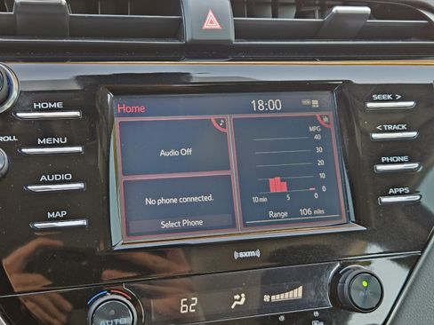 Used 2020 Toyota Camry SE w/ Convenience Package FWD image 15