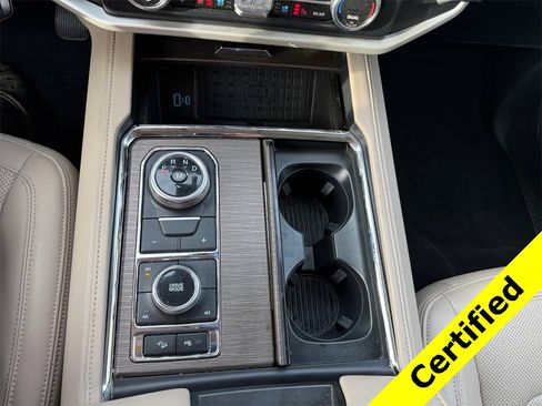 Used 2024 Ford Expedition Max Limited image 27