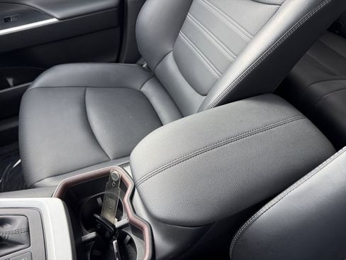 Used 2023 Toyota RAV4 Limited image 14