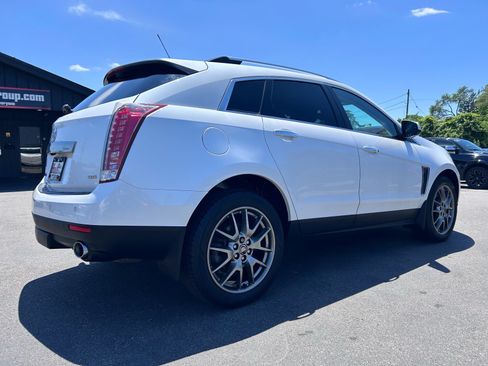 Used 2016 Cadillac SRX Premium w/ Driver Assist Package AWD/4WD image 9