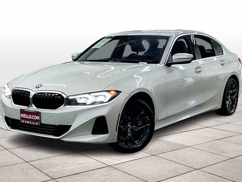 Used 2025 BMW 330i Sedan w/ Premium Package image 1