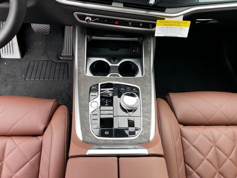 New 2026 BMW X7 xDrive40i w/ Executive Package image 16
