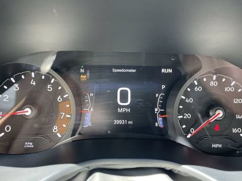 Used 2025 Jeep Compass Trailhawk AWD/4WD image 15