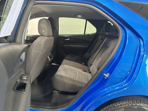 Used 2024 Chevrolet Equinox LT AWD/4WD image 12