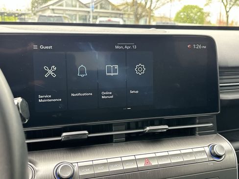 Used 2025 Hyundai Kona SEL image 13