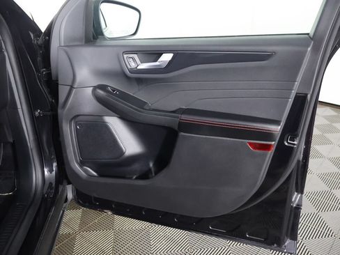 Used 2025 Ford Escape ST-Line AWD/4WD image 21