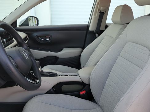 Used 2025 Honda HR-V LX image 22