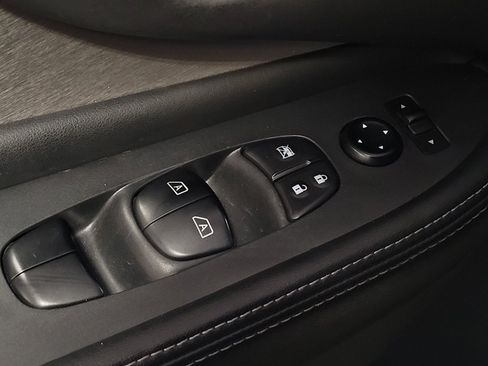 Used 2020 Nissan Murano SV w/ Premium Package FWD image 27