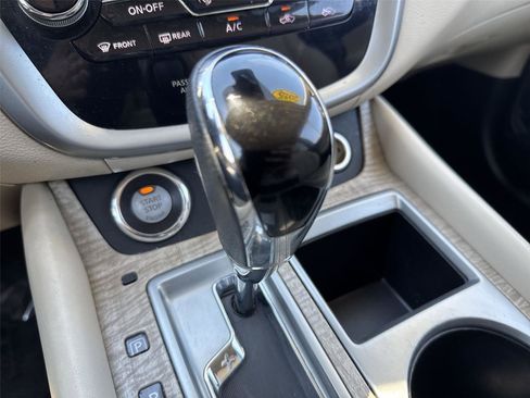 Used 2020 Nissan Murano SL w/ Cargo Package FWD image 20