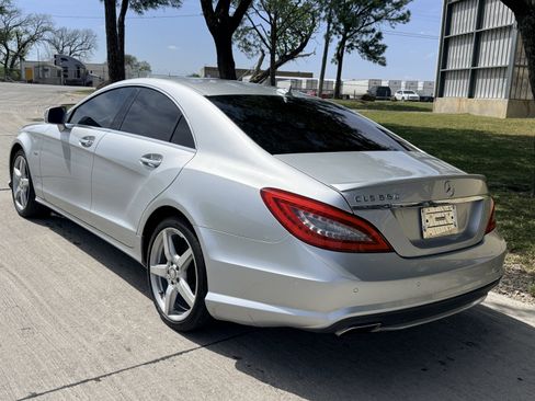 Used 2012 Mercedes-Benz CLS 550 w/ Premium I Pkg image 12