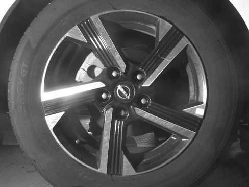 Used 2025 Nissan Sentra SV FWD image 15