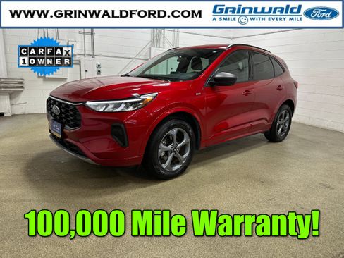 Certified 2024 Ford Escape ST-Line AWD/4WD image 2