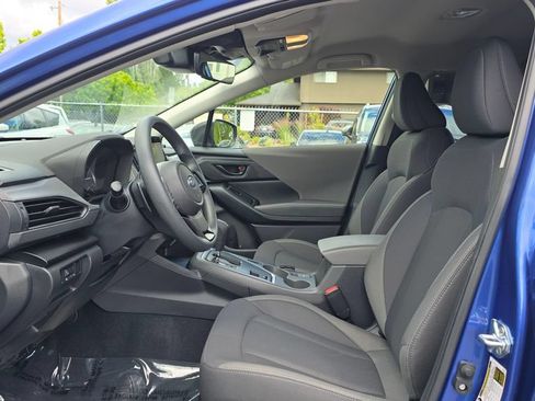 Used 2025 Subaru Crosstrek 2.5i Premium w/ Crosstrek Mirror Package AWD/4WD image 21