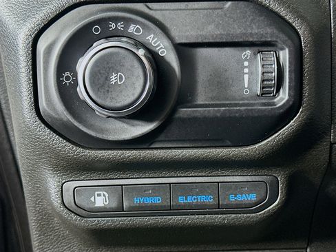 Used 2023 Jeep Wrangler Unlimited w/ Cold Weather Group AWD/4WD image 17