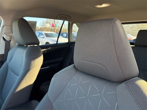 Used 2023 Toyota RAV4 XLE image 10