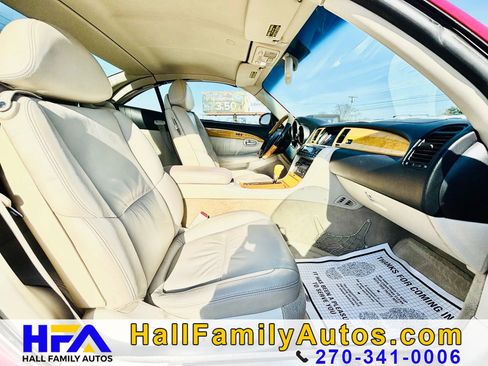 Used 2002 Lexus SC 430 Convertible image 17