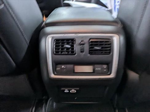 Used 2019 INFINITI QX60 Luxe image 18