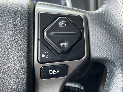 Used 2018 Toyota 4Runner SR5 image 21