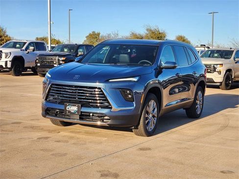 New 2026 Buick Enclave Preferred image 3