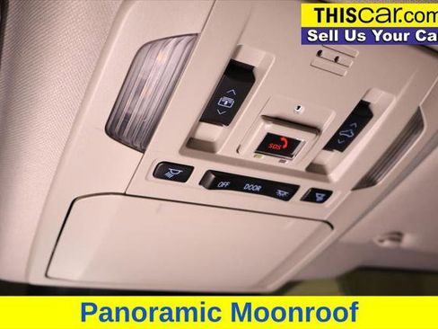 Used 2021 Toyota Highlander Platinum image 18